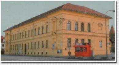 budova koly v Bardejove